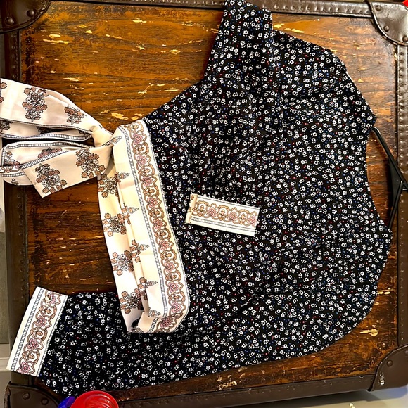 Dnt blouse - Picture 2 of 2